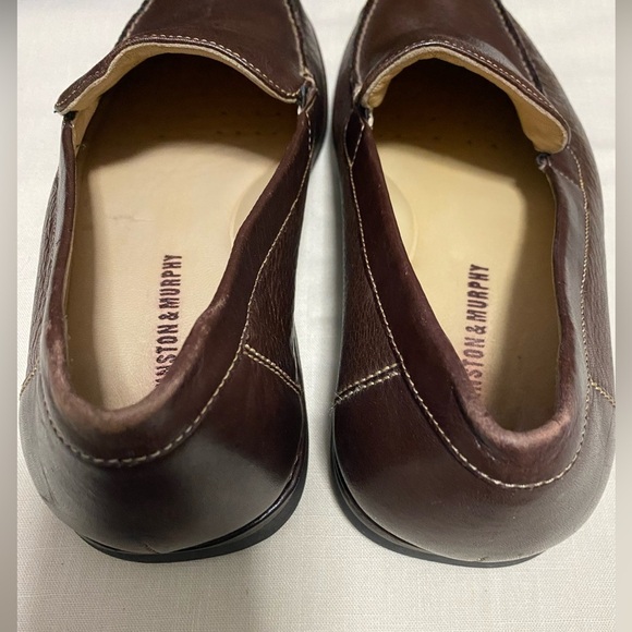 Johnston & Murphy Brown Leather Mens Slip On Loafers in Size 9. - Picture 7 of 9